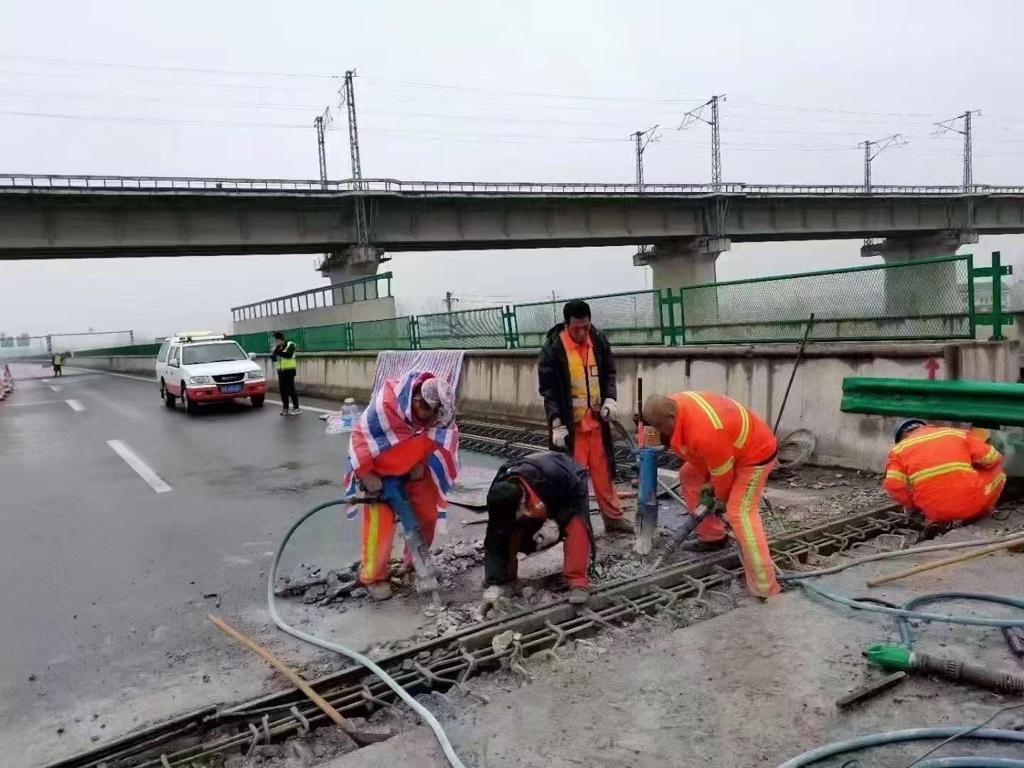 岳阳桥梁伸缩缝抢修料